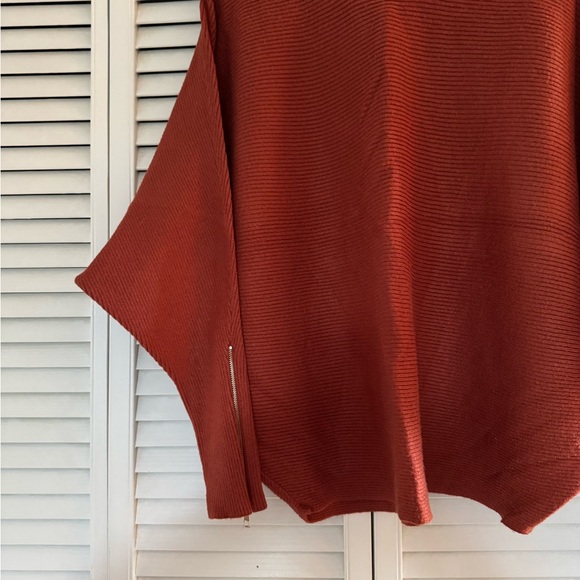 Philosophy sweater size XL. - Picture 3 of 6